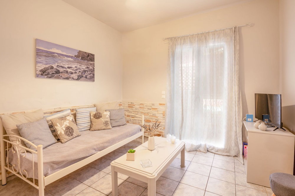 Bayside House In Corfu