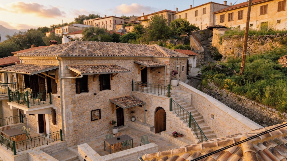Hotel Valaes Guest House