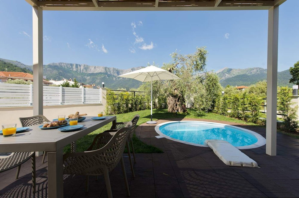 Hotel Votsalo Suites