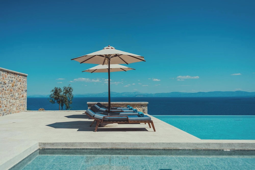Hotel Sampatiki Suites - Seaview Luxury Suites With Breakfast And Spa