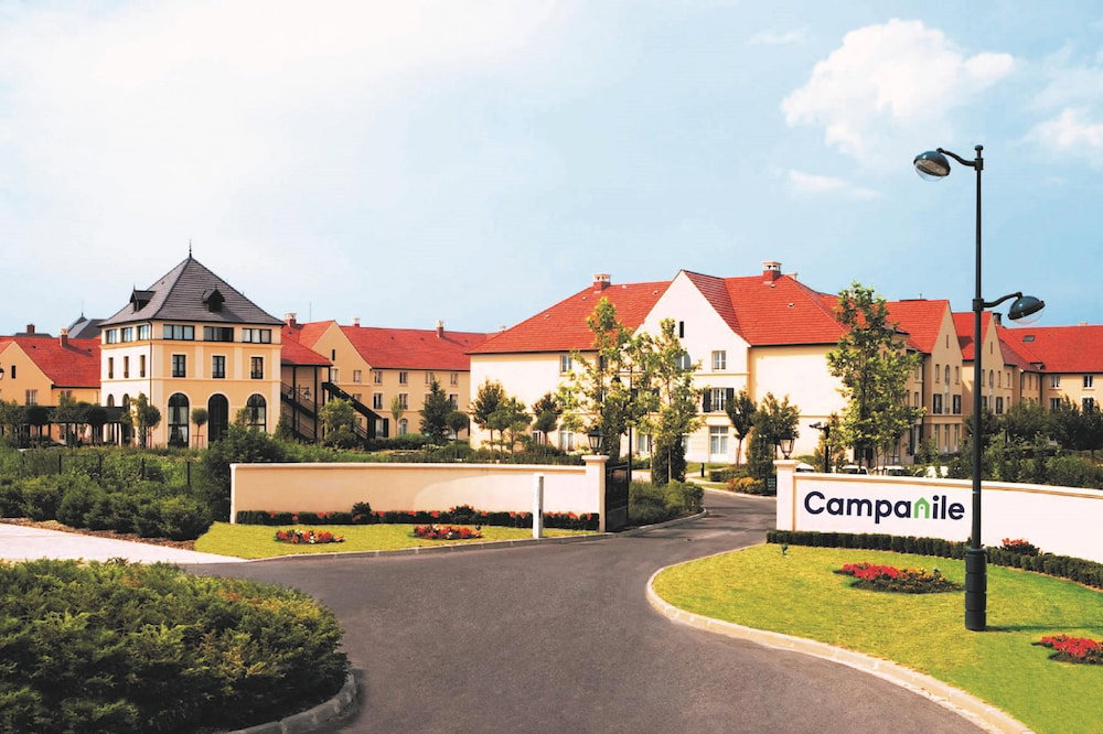 Hotel Campanile Val De France Near Disneyland Paris