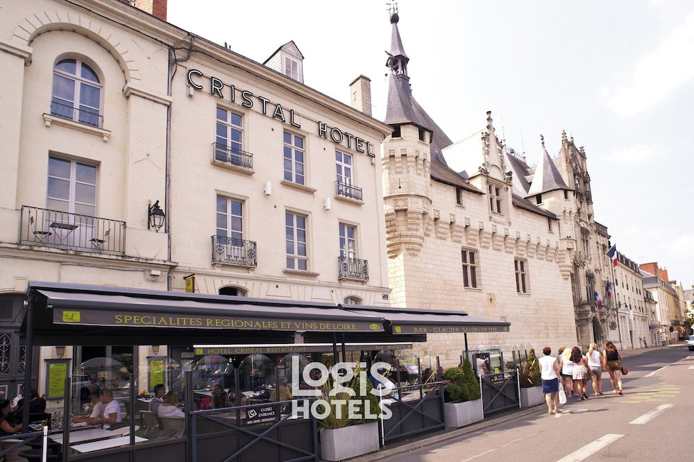 Hotel Logis Hotel Restaurant Cristal