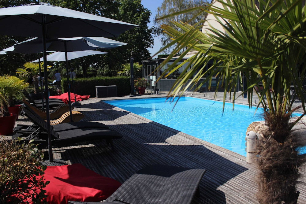 Hotel Les Terrasses De Saumur Hotel & Spa