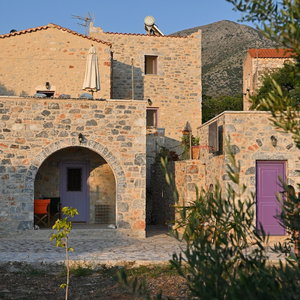 Hotel Kivotos Mani cazare Areopoli