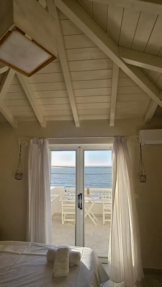 Hotel Ammos Rooms