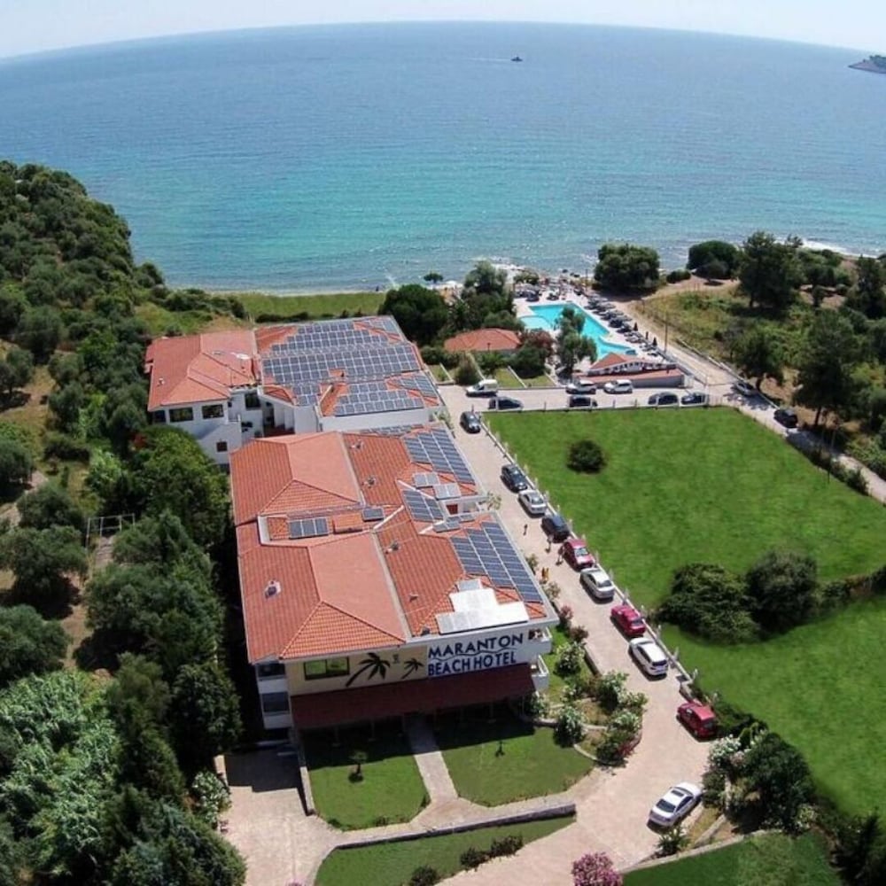 Hotel Maranton Beach Hotel