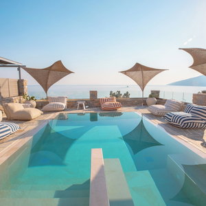 Hotel Sofrano Luxury Apartments cazare Agios Kirykos