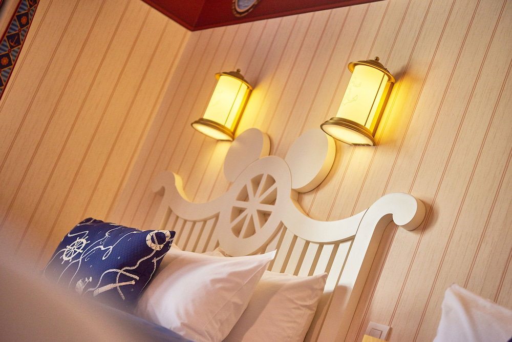 Disney Newport Bay Club