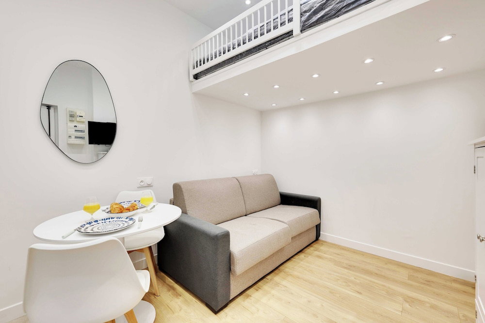 Hotel Cozy Studio 4P Near La Defense