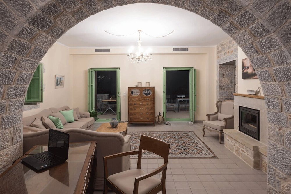 Alkyon Seaside Studios