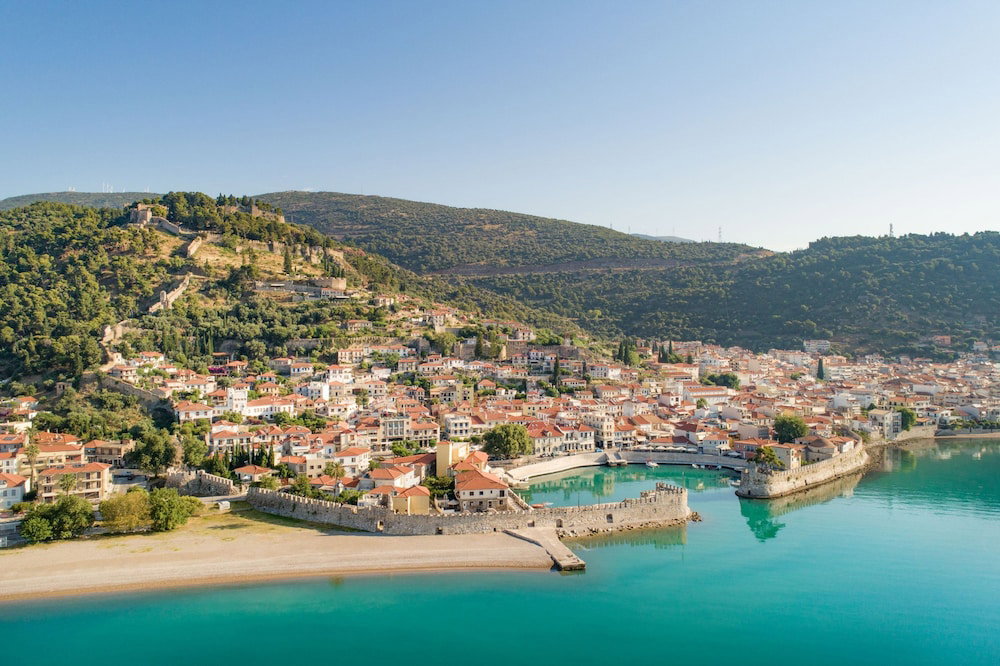 Hotel Giorgos House With 3 Bedrooms And 1 5 Bathrooms