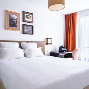 Sejur Hotel Frochot Montmartre vacanta Clichy
