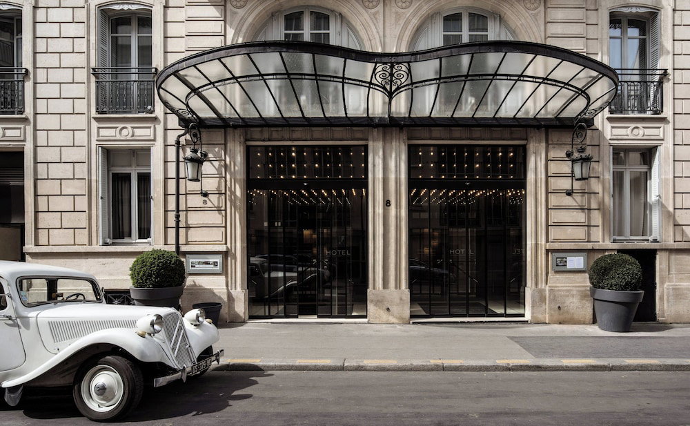 Hotel La Maison Champs Elysées