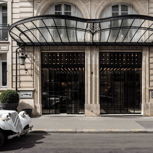 Hotel La Maison Champs Elysées cazare Levallois-Perret