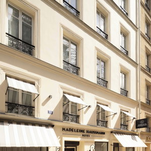Hotel Hôtel Madeleine Haussmann cazare La Madeleine