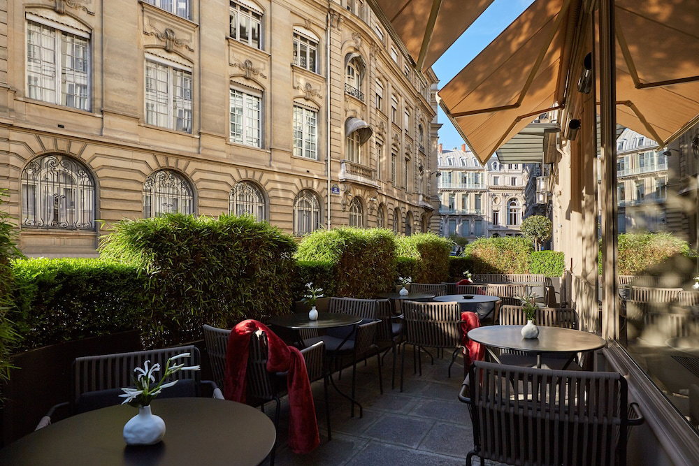 Hotel Le Pavillon Des Lettres