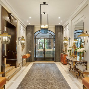 Hotel Hotel Lancaster cazare Levallois-Perret