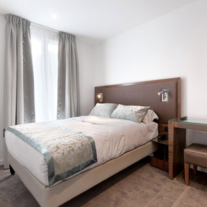 Sejur Hotel Le Trente vacanta Clichy