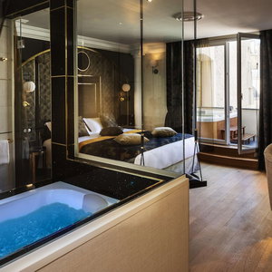 Hotel Paris J'adore Hotel & Spa cazare Clichy