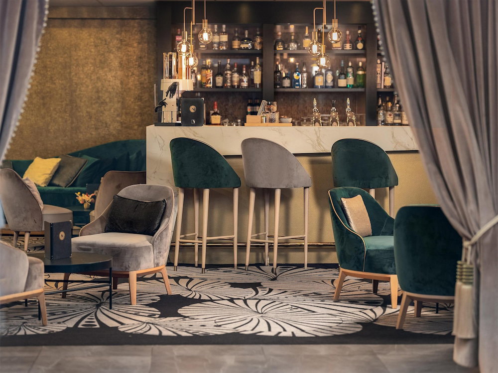 Hotel Niepce Paris Hotel, Curio Collection By Hilton
