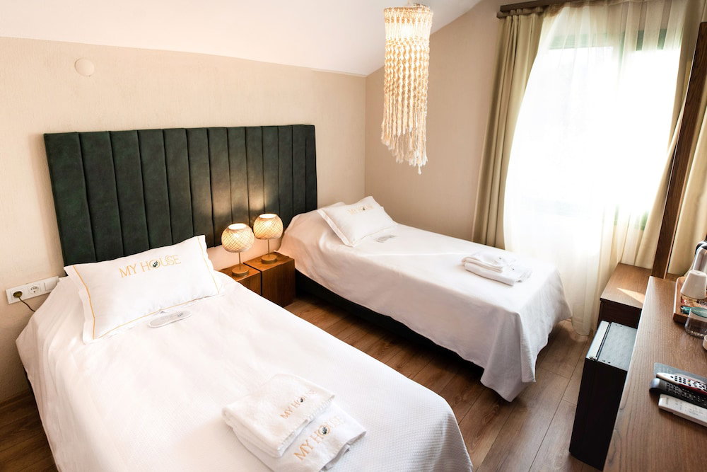 Myhouse Urla Butik Otel