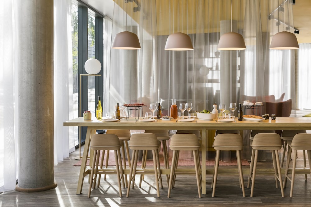 Hotel Okko Hotels Paris Porte De Versailles