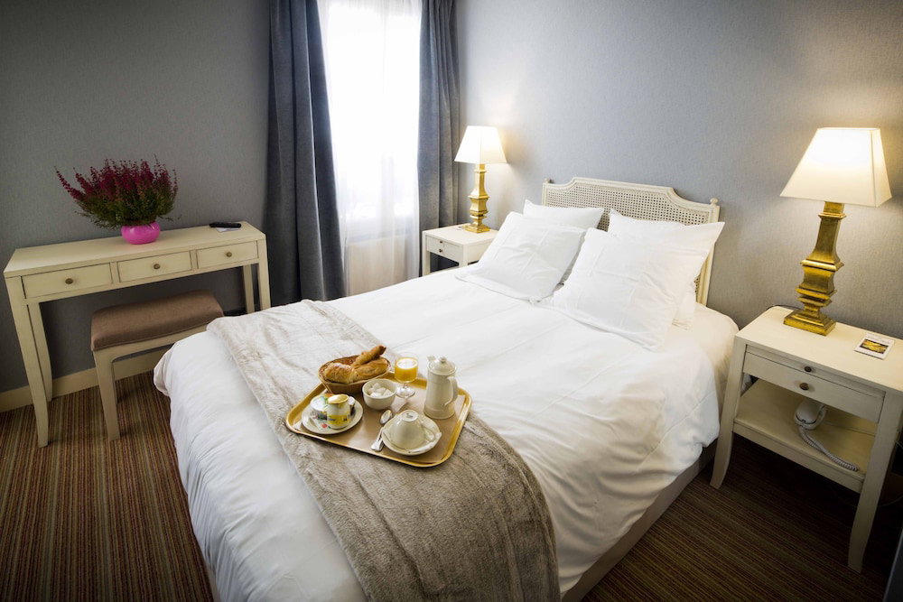 Hotel Hôtel Champerret Héliopolis