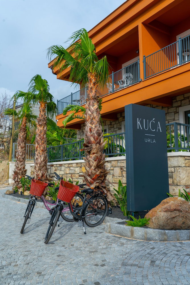 Kuca Urla