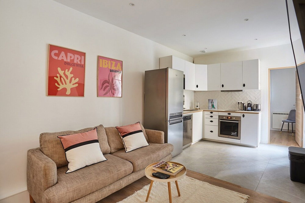Hotel Apartment Paris Exposition Park Center