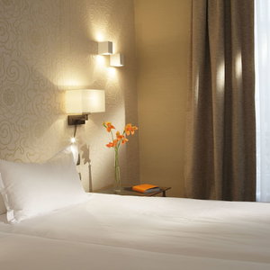 Hotel Hôtel Londres Et New York - Teritoria cazare La Madeleine