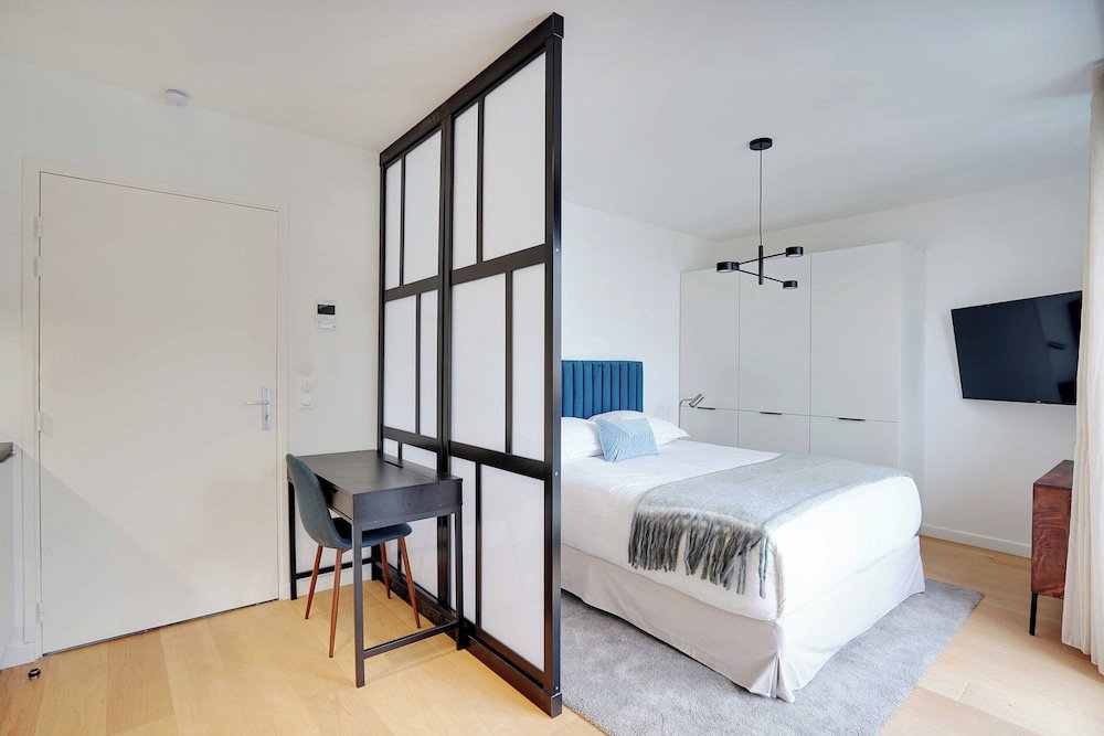 Hotel Studio Sleek & Refined - Levallois-Perret