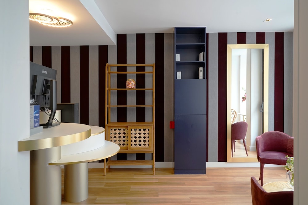 Hotel Hotel Le Montmartre Saint Pierre