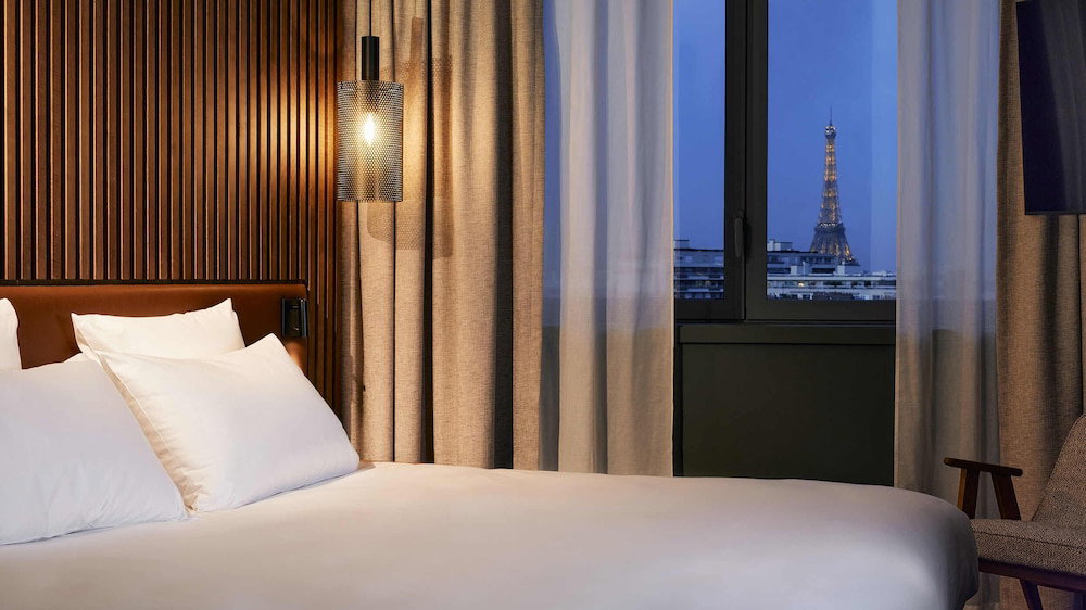 Hotel Le Bellune Paris Hotel & Spa
