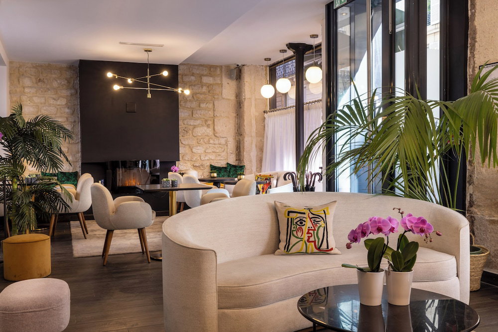 Hotel Avalon Cosy Hotel Paris Gare Du Nord