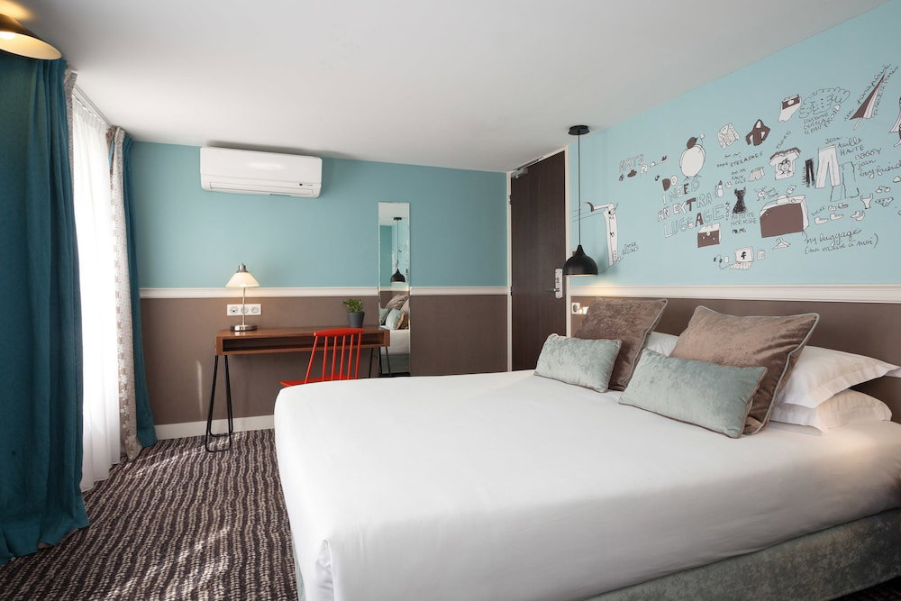 Hotel Hôtel Les 3 Poussins