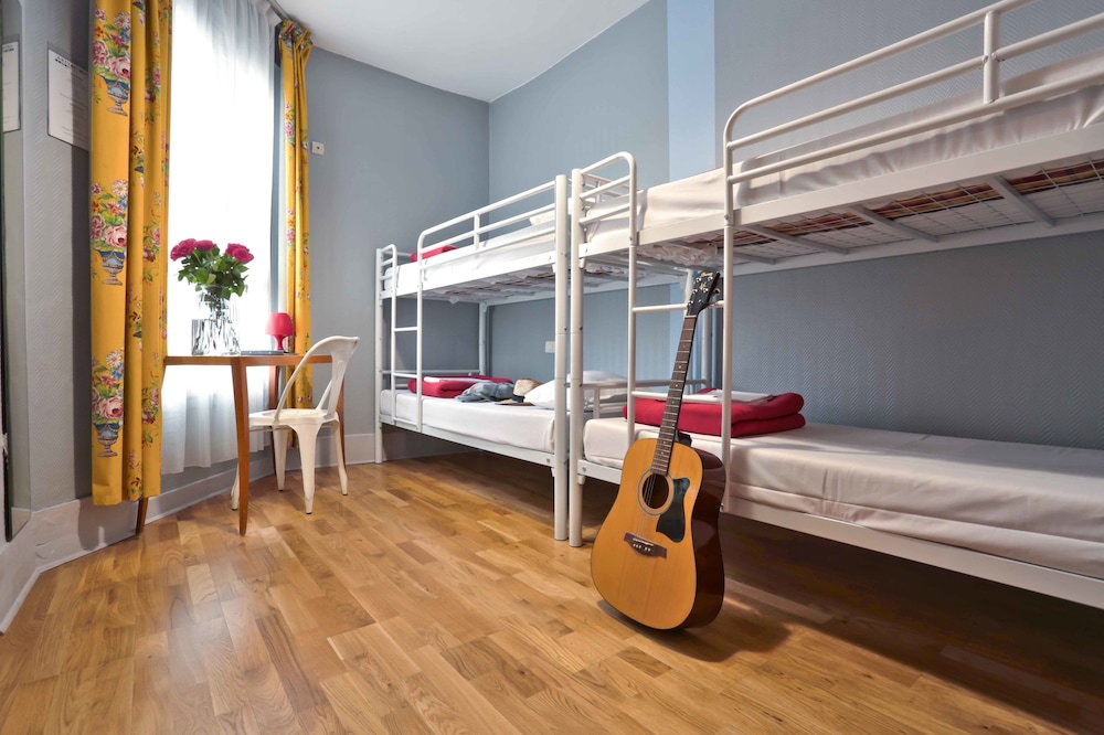 Hotel Arty Paris Porte De Versailles By River - Hostel