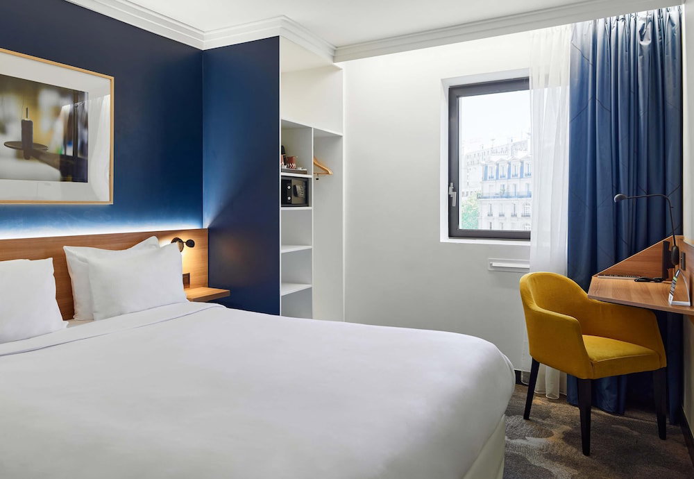 Hotel B&B Hotel Paris 17 Batignolles
