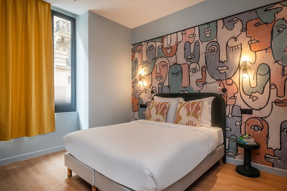 Hotel Montmartre Paris Suite