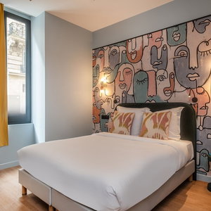 Hotel Montmartre Paris Suite cazare Saint-Ouen