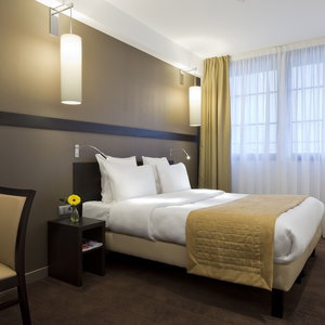 Hotel Simon's Boutique Hotel cazare Saint-Ouen