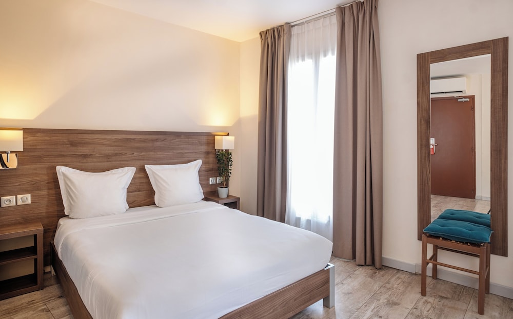 Hotel Hotel La Perle Montparnasse
