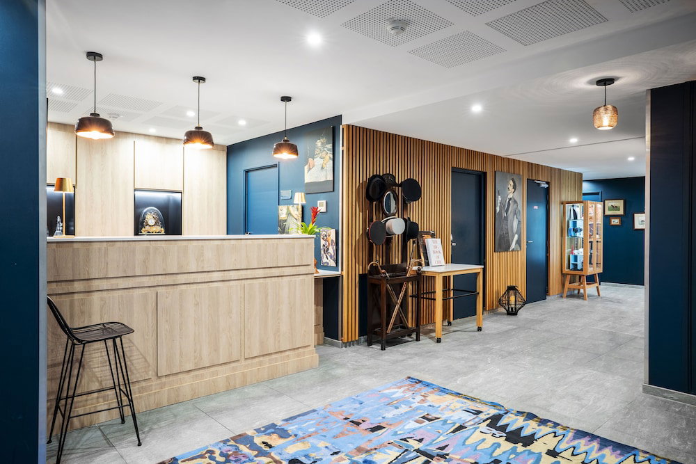 Hotel Residhome Saint Ouen