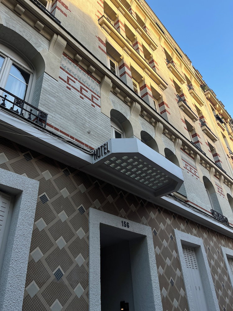 Hotel La Lumière De Paris