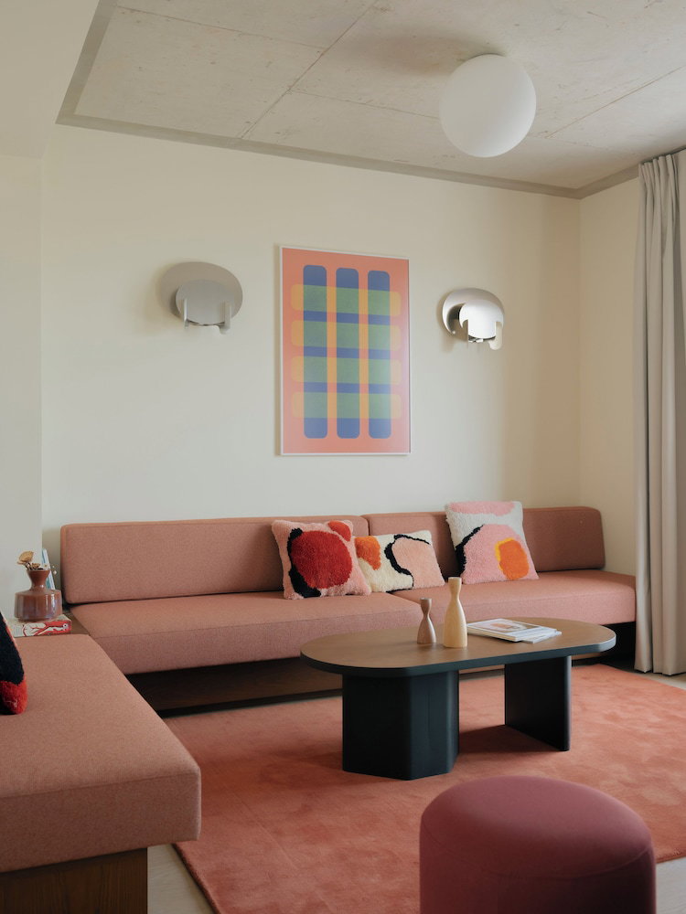 Hotel Edgar Suites - Église
