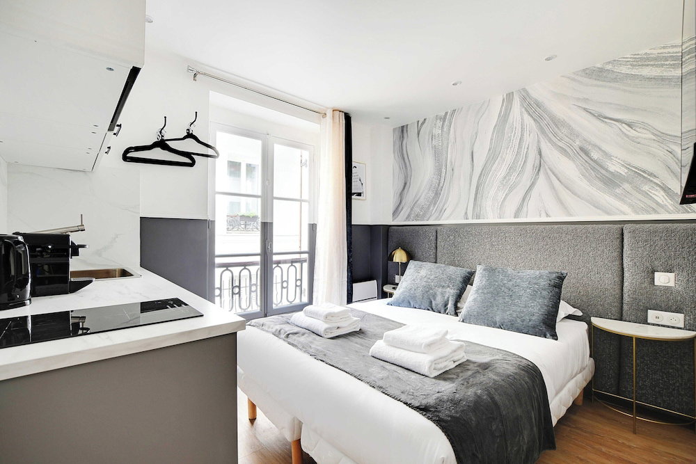 Hotel Modern Studio For 2P With A/C - Near Montmartre