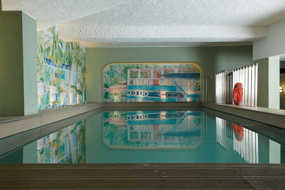 Hotel Drawing House