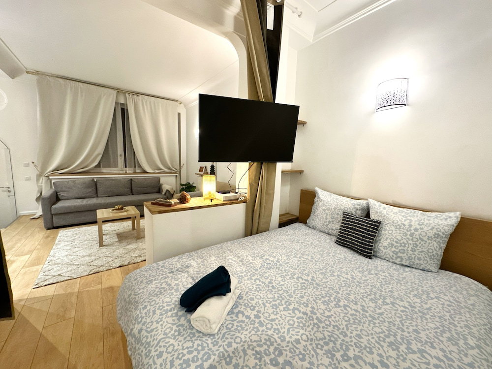 Hotel Celine 30