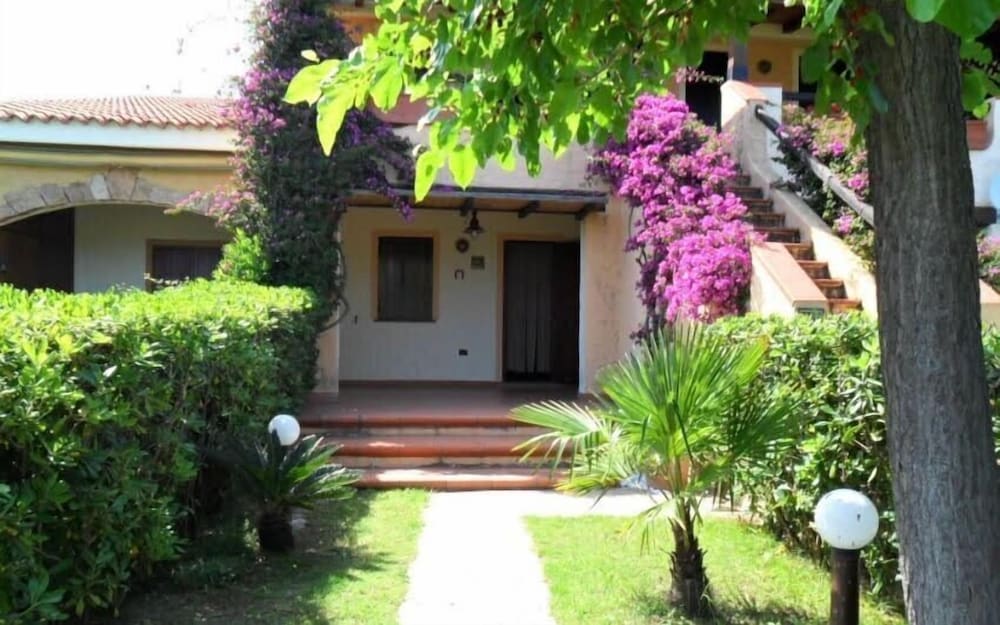 Hotel Appartamenti Porto Ottiolu Village