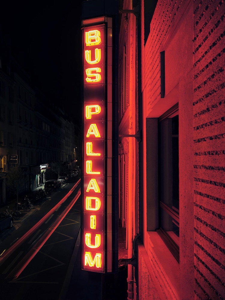 Hotel Bus Palladium