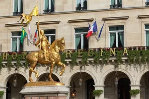 Hotel Regina cazare Paris